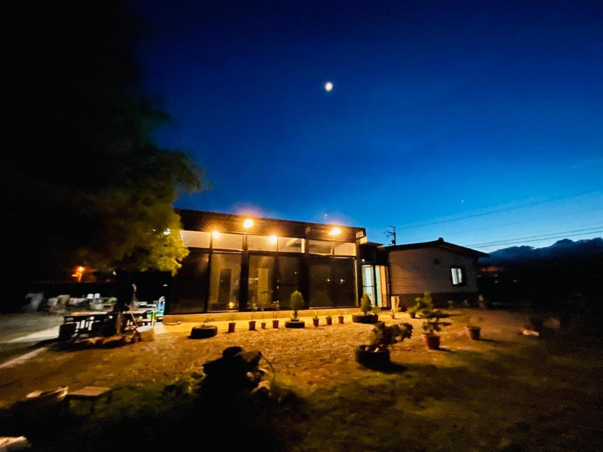 Tu Wei 192 Homestay Zhuangwei Exterior photo