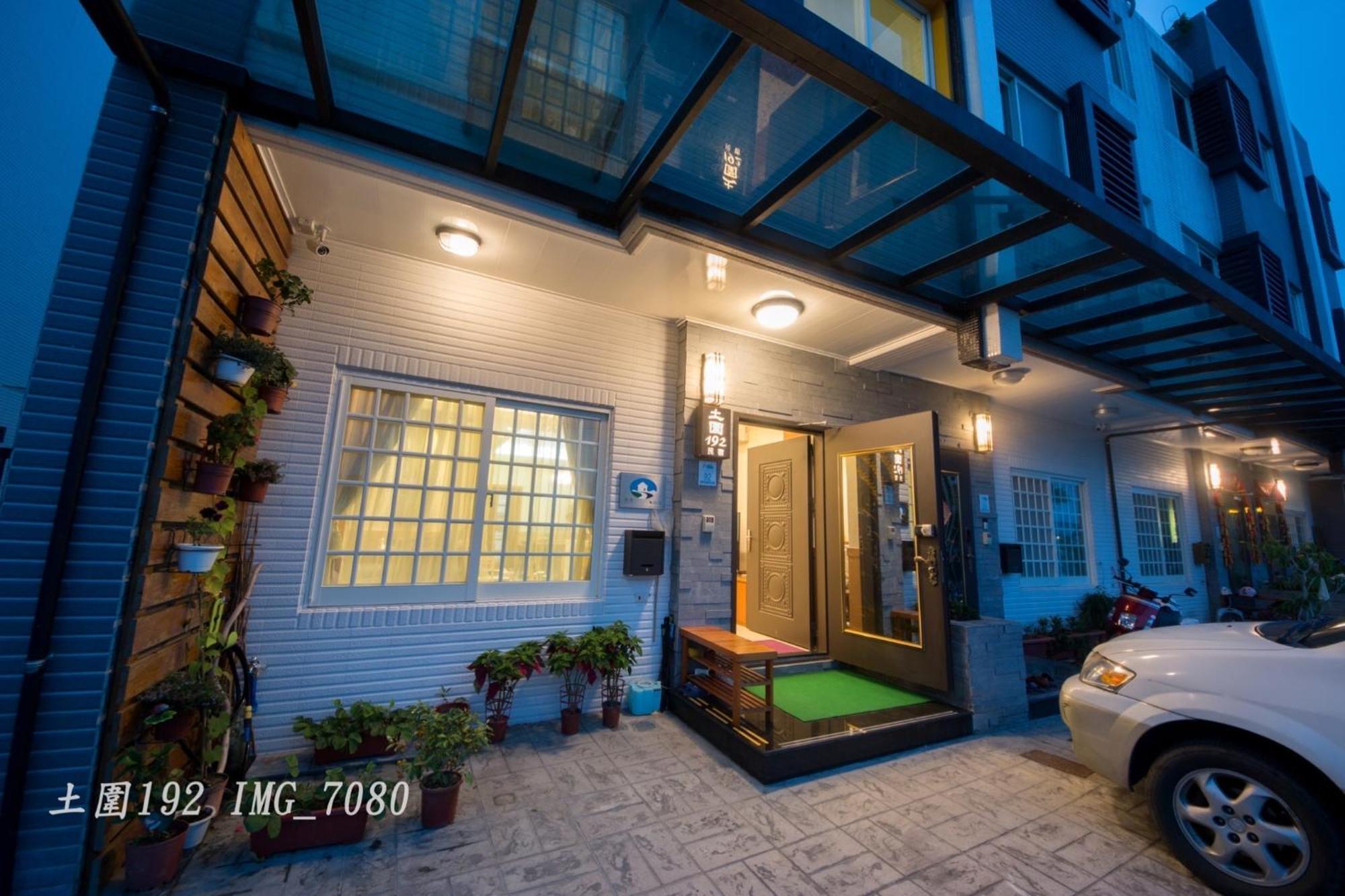 Tu Wei 192 Homestay Zhuangwei Exterior photo