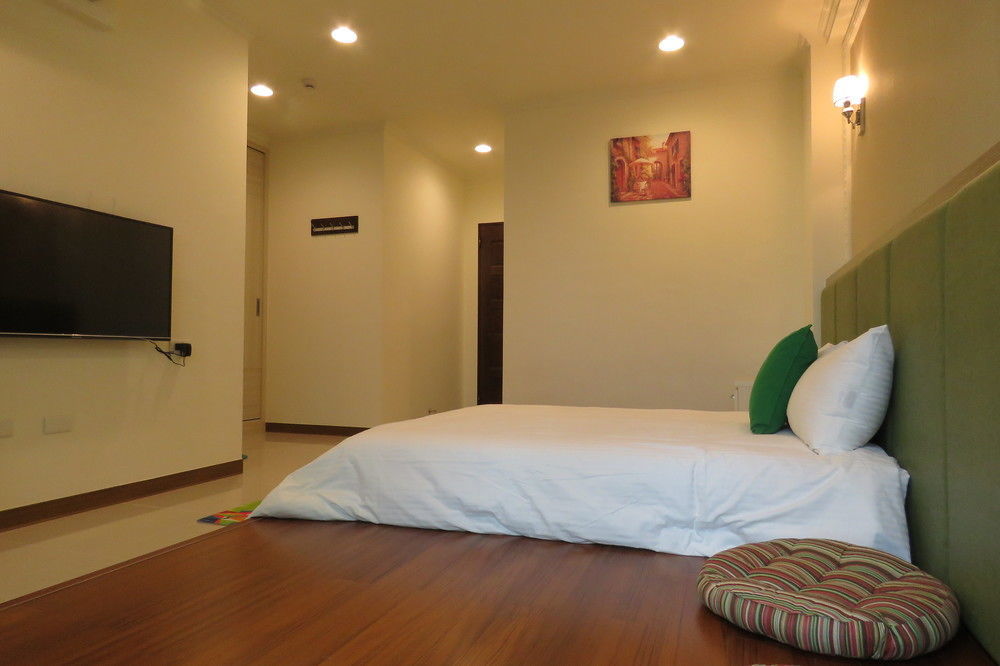 Tu Wei 192 Homestay Zhuangwei Exterior photo